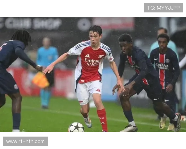 埃泽转会风波再现北伦敦宿怨，阿森纳“截胡”热刺心仪目标