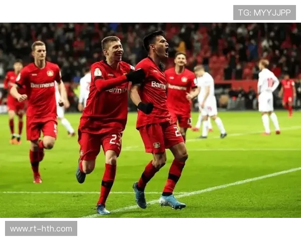 诺丁汉森林2-1逆转绝杀西汉姆联，保级大战取关键三分